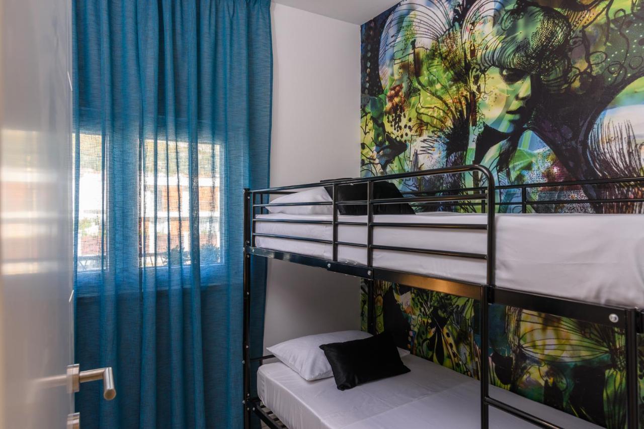 Batinic Apartments คาชเตลา ภายนอก รูปภาพ